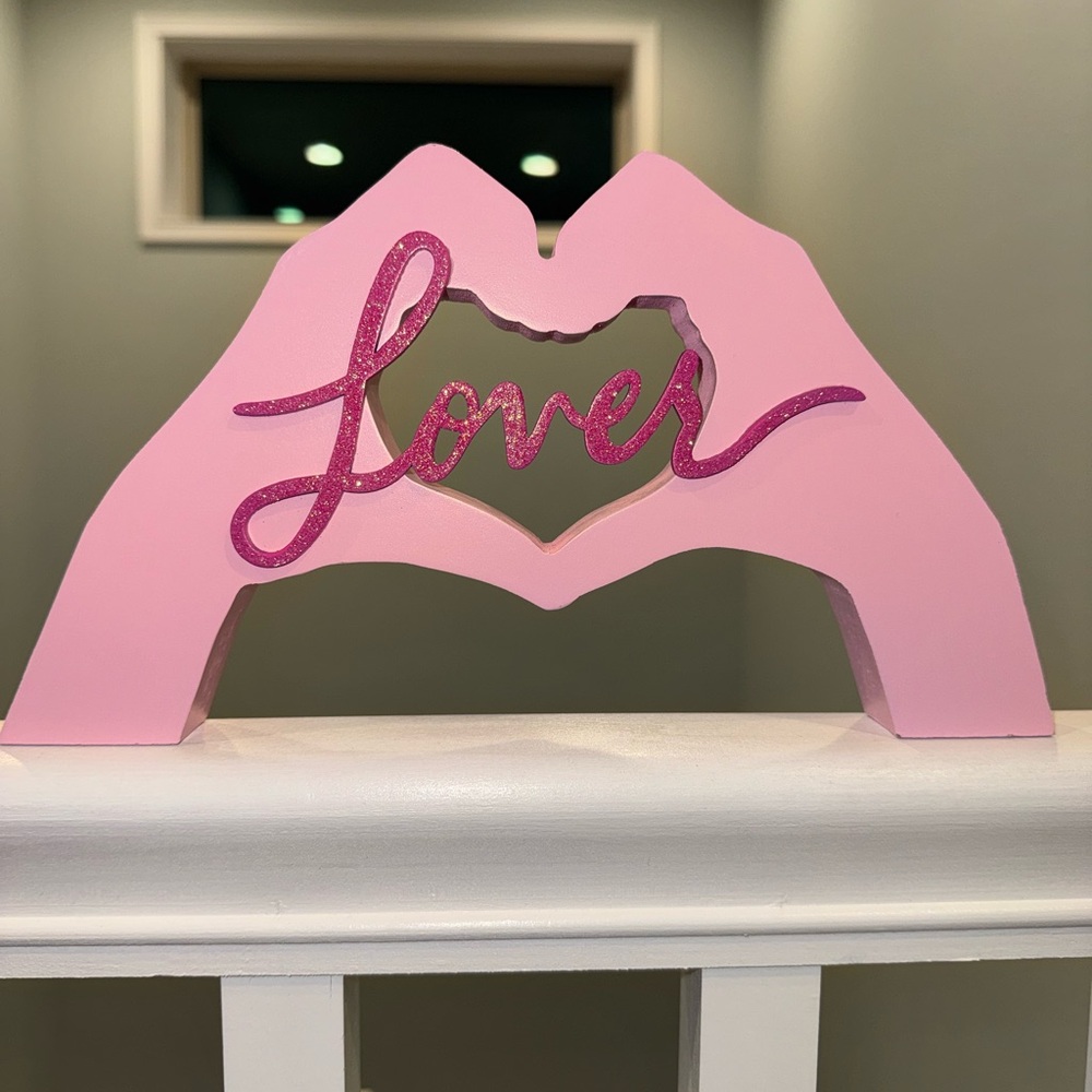 Taylor Swift-Inspired “Lover” Decor